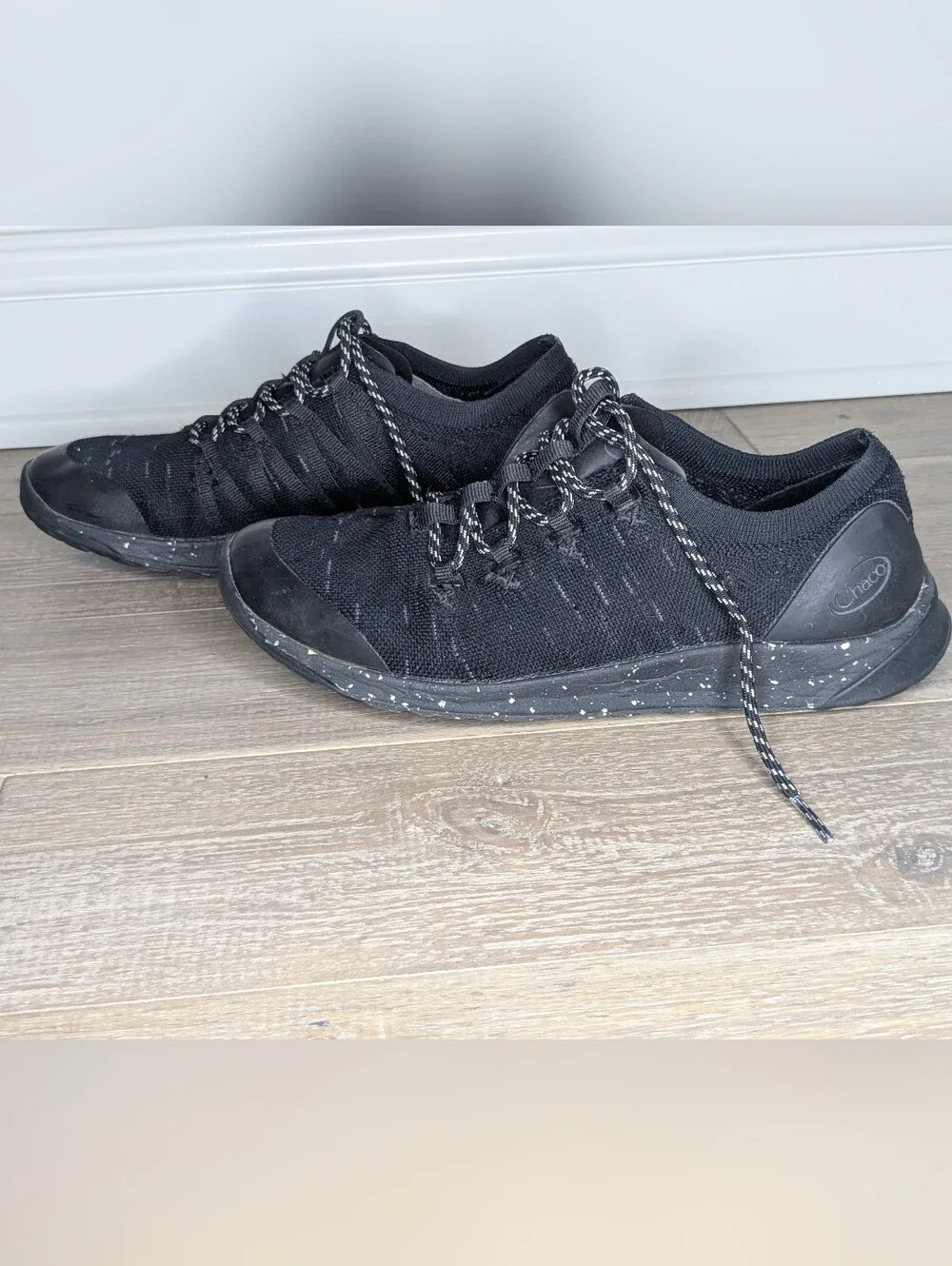 Chaco Scion Women's Black Knit Lace-Up Trainer with Speckled Sole Size 8